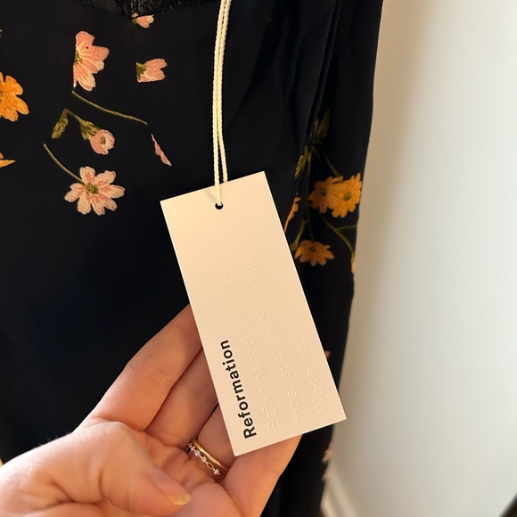 NWT: Reformation Petites Fulton Dress - Picture 6 of 9